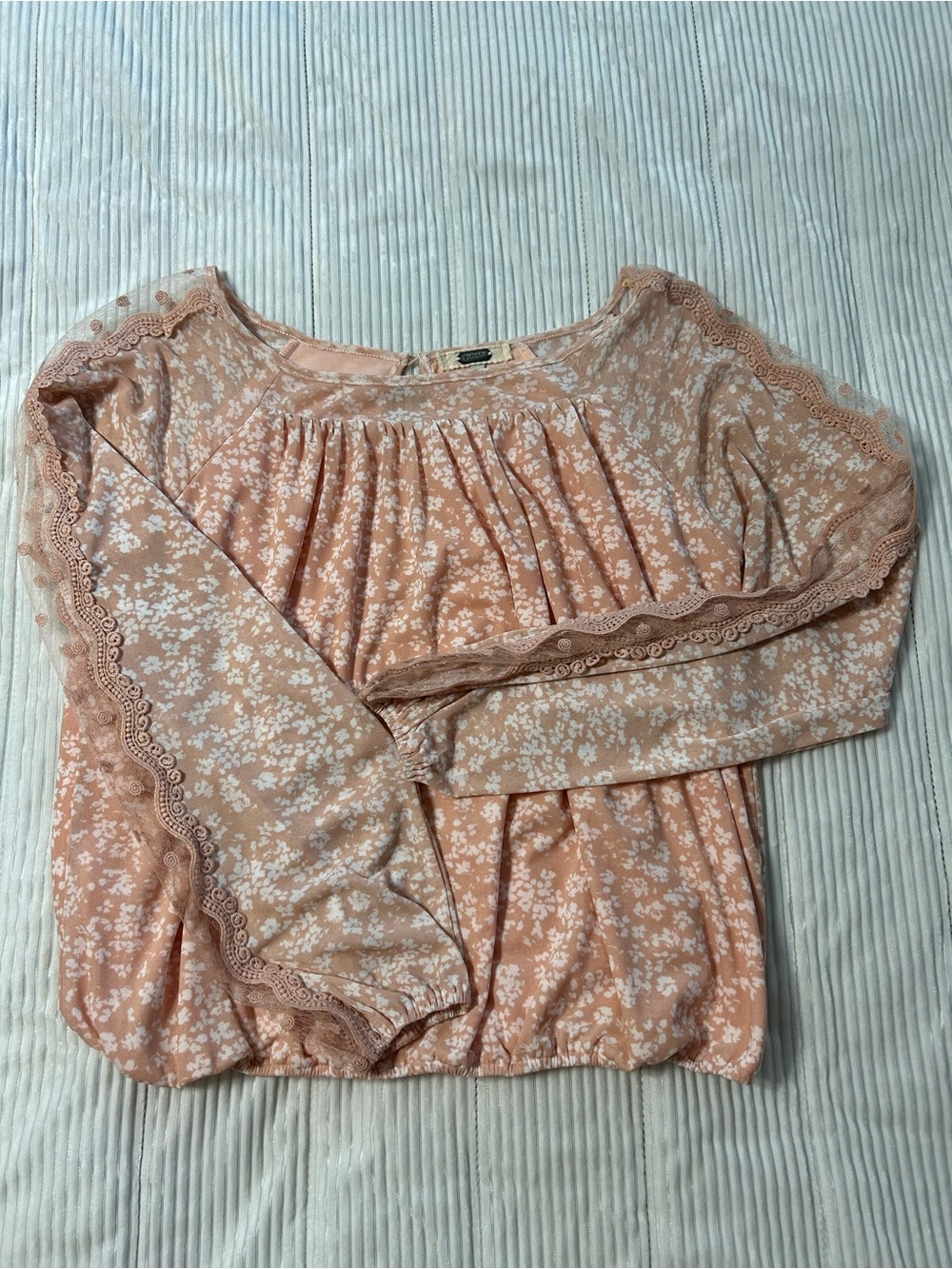 gimmicks by BKE Peach Floral Lace-Trim Blouse